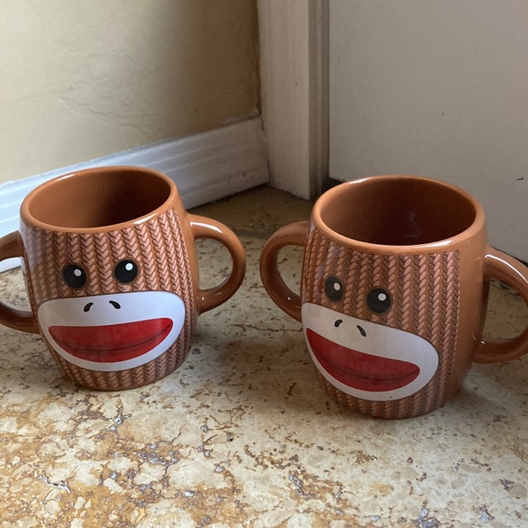 galerie Other - 💵3 for $20✅Set of two monkey coffee mugs perfect condition
